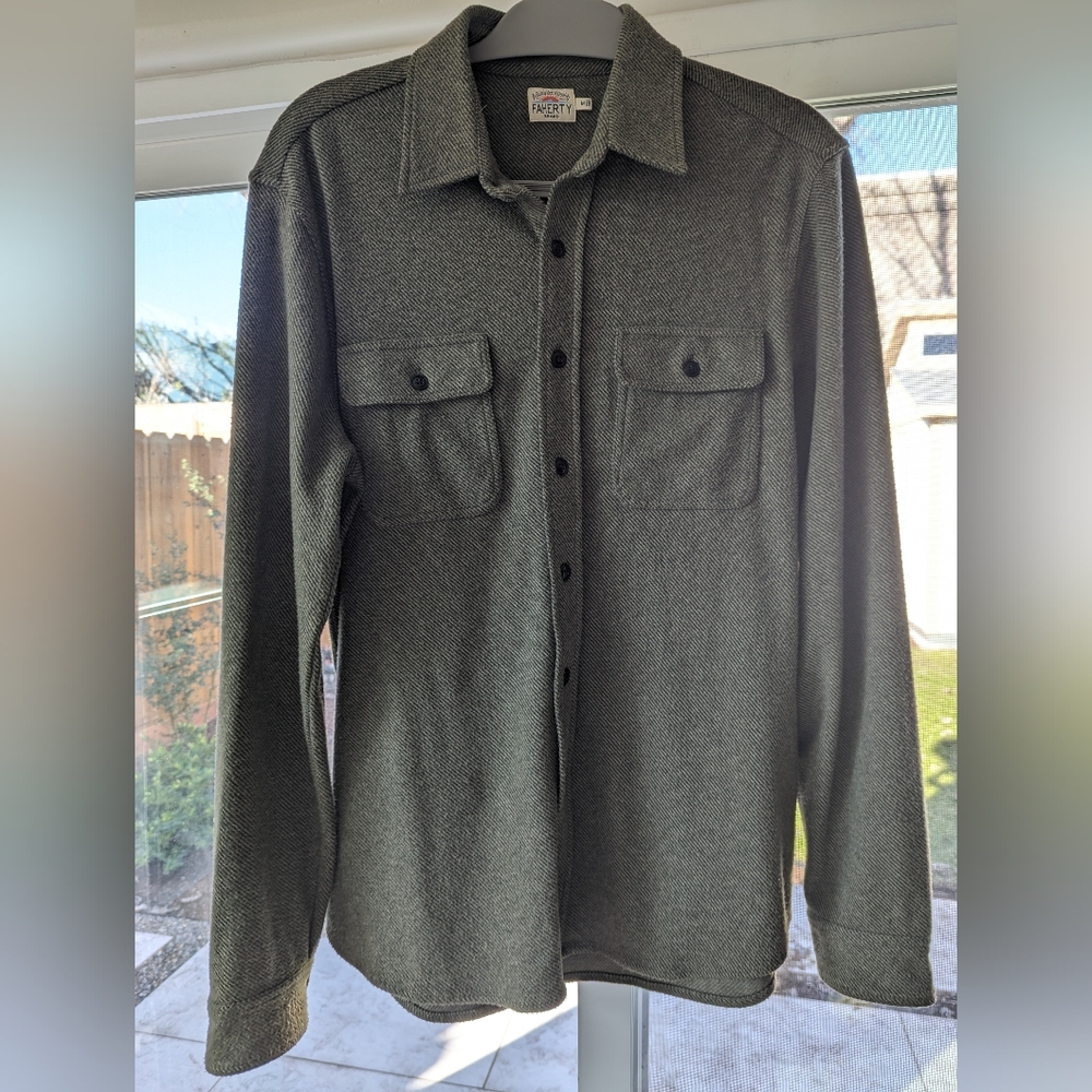Faherty size M shirt jacket